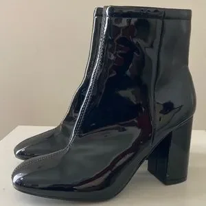 Sloane seamed patent ankle boot online